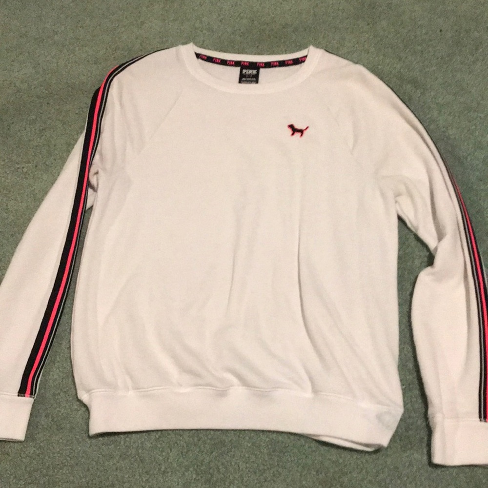 White long sleeve pink shirt